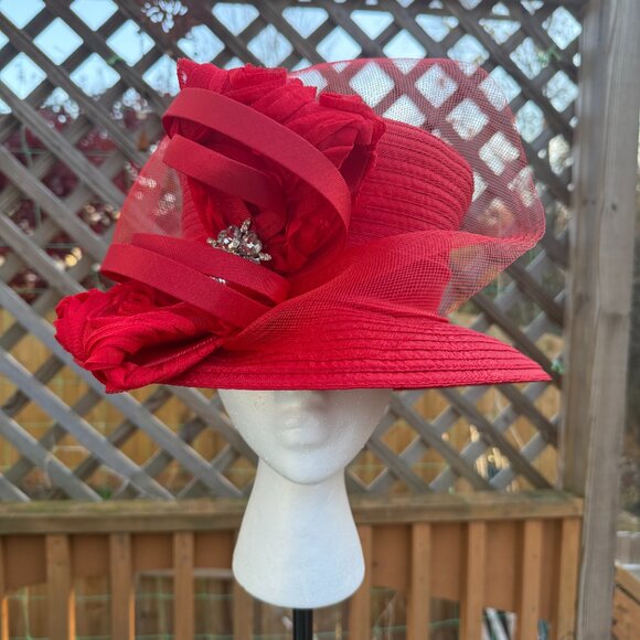 FESTIVE &VIBRANT RED HAT! - Picture 6 of 11